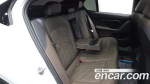 BMW 5-Series 520i M Sport 2024 года из Южной Кореи