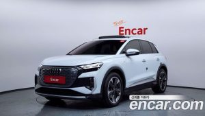 Audi Q4 e-tron 40 Premium 2023 года из Южной Кореи