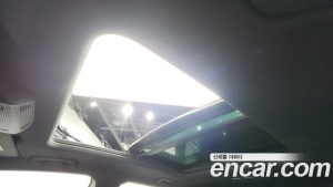 Audi Q4 e-tron 40 Premium 2023 года из Южной Кореи