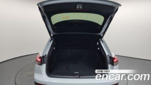 Audi Q4 e-tron 40 Premium 2023 года из Южной Кореи