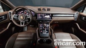 Porsche Cayenne 3.0 Coupe 2023 года из Южной Кореи