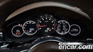 Porsche Cayenne 3.0 Coupe 2023 года из Южной Кореи