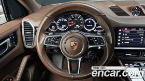 Porsche Cayenne 3.0 Coupe 2023 года из Южной Кореи