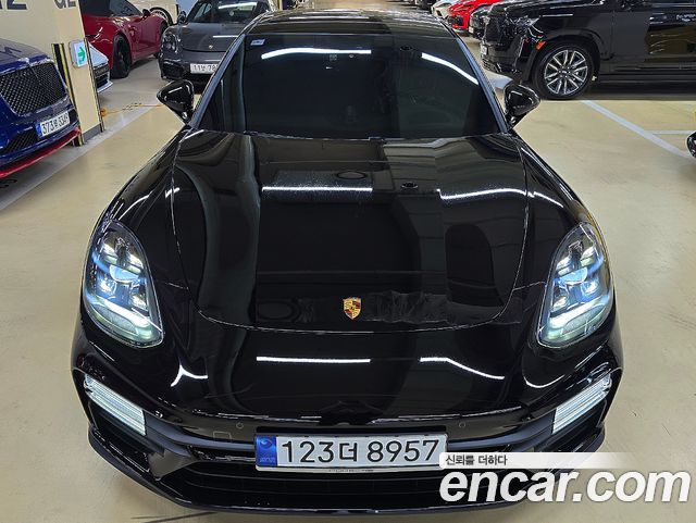 Porsche Panamera 4.0 GTS 2023 года из Кореи