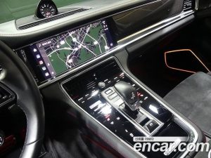 Porsche Panamera 4.0 GTS 2023 года из Южной Кореи