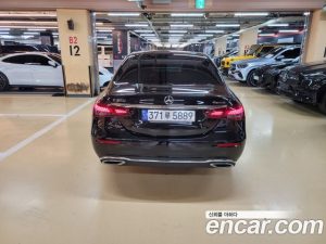 Mercedes-Benz E-Class E350 4MATIC Exclusive 2023 года из Южной Кореи