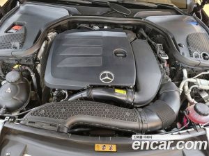 Mercedes-Benz E-Class E350 4MATIC Exclusive 2023 года из Южной Кореи