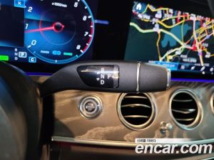 Mercedes-Benz E-Class E350 4MATIC Exclusive 2023 года из Южной Кореи