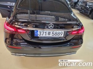Mercedes-Benz E-Class E350 4MATIC Exclusive 2023 года из Южной Кореи