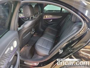 Mercedes-Benz E-Class E350 4MATIC Exclusive 2023 года из Южной Кореи