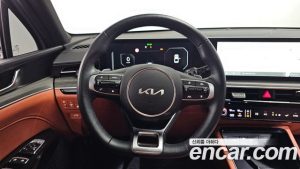 Kia K5 1.6 Turbo 2024 года из Южной Кореи