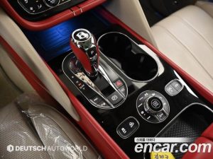 Bentley Bentayga 4.0 V8 2022 года из Южной Кореи