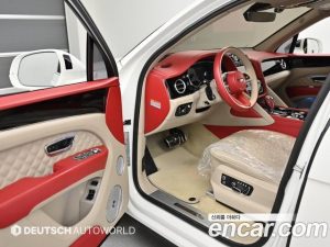 Bentley Bentayga 4.0 V8 2022 года из Южной Кореи
