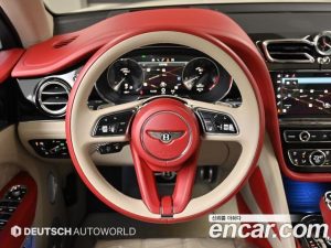 Bentley Bentayga 4.0 V8 2022 года из Южной Кореи