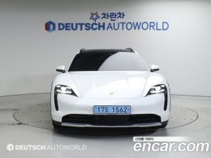 Porsche Taycan 4 CROSS TURISMO 2024 года из Южной Кореи