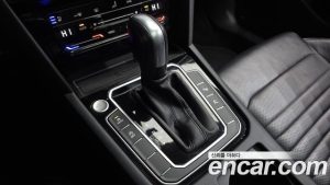 Volkswagen Passat 2.0 TDI 4 Prestige 2022 года из Южной Кореи