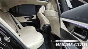 Mercedes-Benz E-Class E200 Avantgarde 2024 года из Южной Кореи