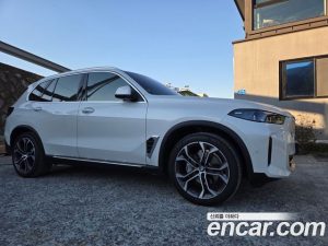 BMW X5 xDrive 40i xLine 2025 года из Южной Кореи