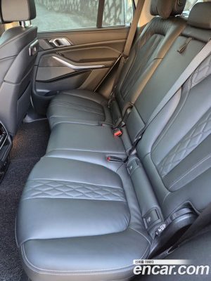 BMW X5 xDrive 40i xLine 2025 года из Южной Кореи