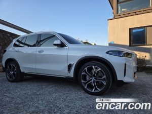 BMW X5 xDrive 40i xLine 2025 года из Южной Кореи