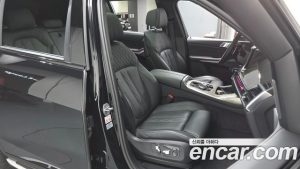 BMW X7 xDrive 40d Design Pure Excellence 7-Seater 2024 года из Южной Кореи