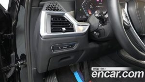 BMW X7 xDrive 40d Design Pure Excellence 7-Seater 2024 года из Южной Кореи