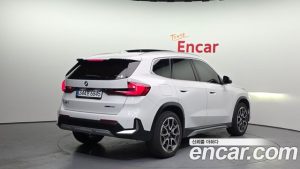 BMW X1 xDrive 20i xLine 2024 года из Южной Кореи