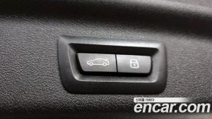 BMW X1 xDrive 20i xLine 2024 года из Южной Кореи