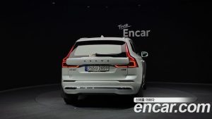 Volvo XC60 B5 ULTIMATE Bright 2024 года из Южной Кореи