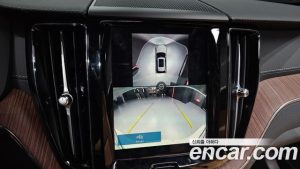 Volvo XC60 B5 ULTIMATE Bright 2024 года из Южной Кореи