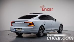 Volvo S90 B6 AWD ULTIMATE Bright 2023 года из Южной Кореи