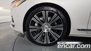 Volvo S90 B6 AWD ULTIMATE Bright 2023 года из Южной Кореи
