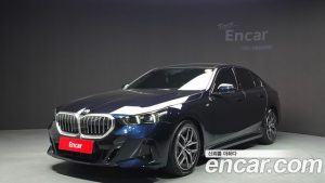 BMW 5-Series 520i M Sport 2024 года из Южной Кореи