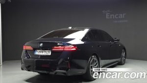 BMW 5-Series 520i M Sport 2024 года из Южной Кореи