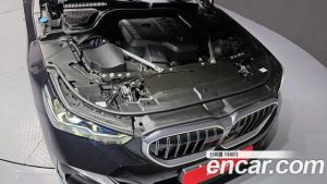 BMW 5-Series 520i M Sport 2024 года из Южной Кореи
