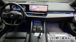 BMW 5-Series 520i M Sport 2024 года из Южной Кореи