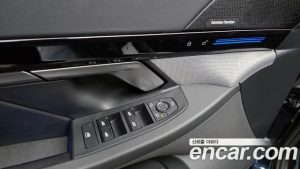 BMW 5-Series 520i M Sport 2024 года из Южной Кореи