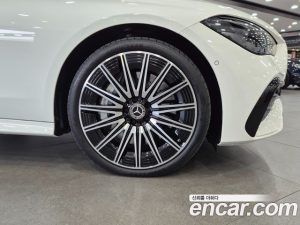 Mercedes-Benz CLE-Class CLE450 4MATIC Coupe 2024 года из Южной Кореи