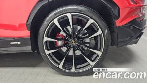 Lamborghini Urus 4.0 V8 S 2024 года из Южной Кореи