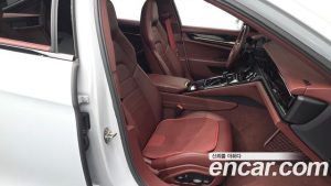 Porsche Panamera 2.9 AWD 2025 года из Южной Кореи