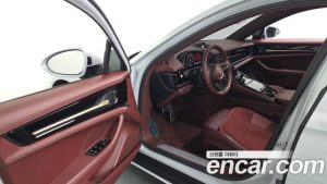 Porsche Panamera 2.9 AWD 2025 года из Южной Кореи