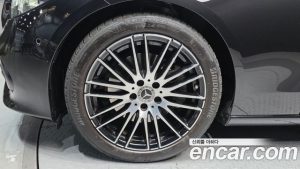 Mercedes-Benz C-Class C300 4MATIC Avantgarde 2024 года из Южной Кореи