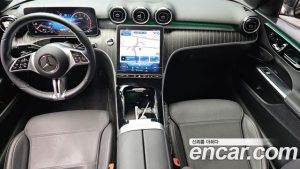 Mercedes-Benz C-Class C300 4MATIC Avantgarde 2024 года из Южной Кореи