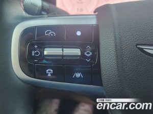 Genesis GV80 2.5T Бензин 2WD 2024 года из Южной Кореи