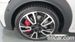 Mini Cooper JCW 2024 года из Южной Кореи