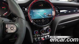 Mini Cooper JCW 2024 года из Южной Кореи