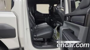 Kia Tasman 2.5T Бензин 4WD 2026 года из Южной Кореи