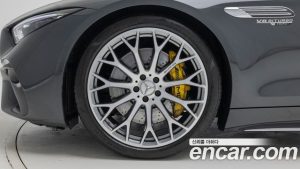 Mercedes-Benz SL-Class AMG SL63 4MATIC+ 2024 года из Южной Кореи