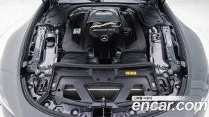 Mercedes-Benz SL-Class AMG SL63 4MATIC+ 2024 года из Южной Кореи