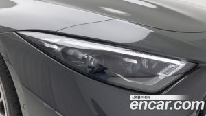Mercedes-Benz SL-Class AMG SL63 4MATIC+ 2024 года из Южной Кореи